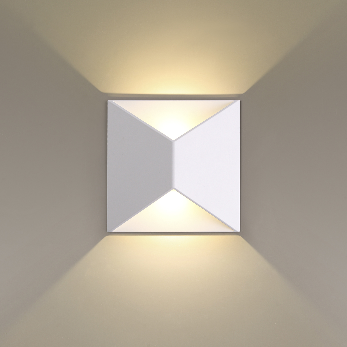Уличный настенный светодиодный светильник Odeon Light Hightech Tibro 3909/10WL фото