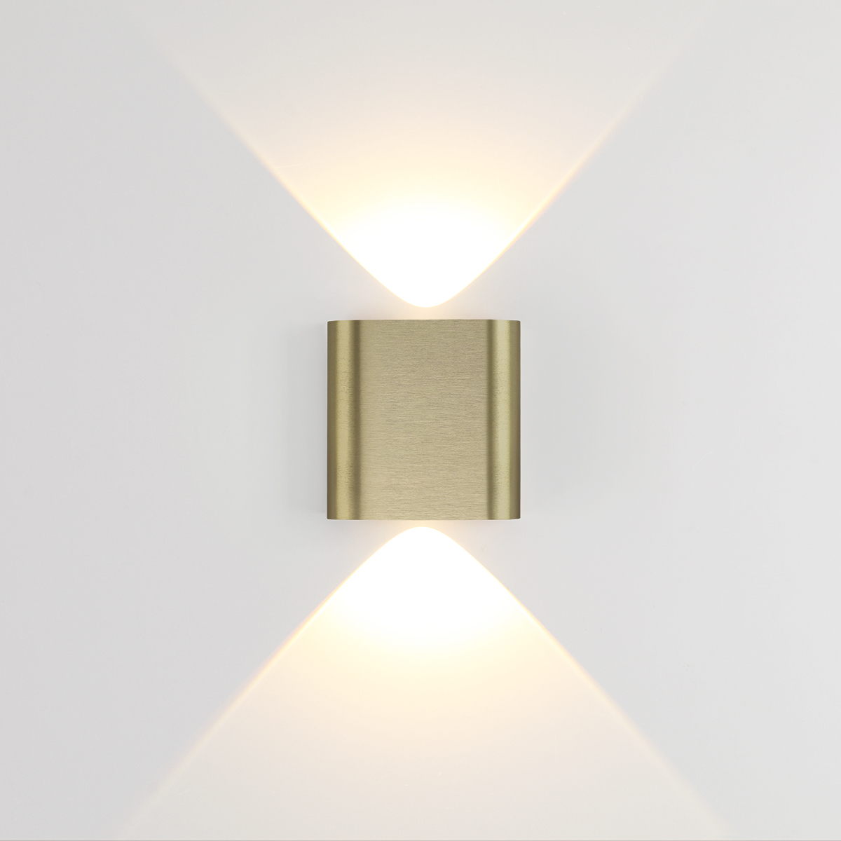 Настенный светильник ODEON LIGHT 7107/2WL фото