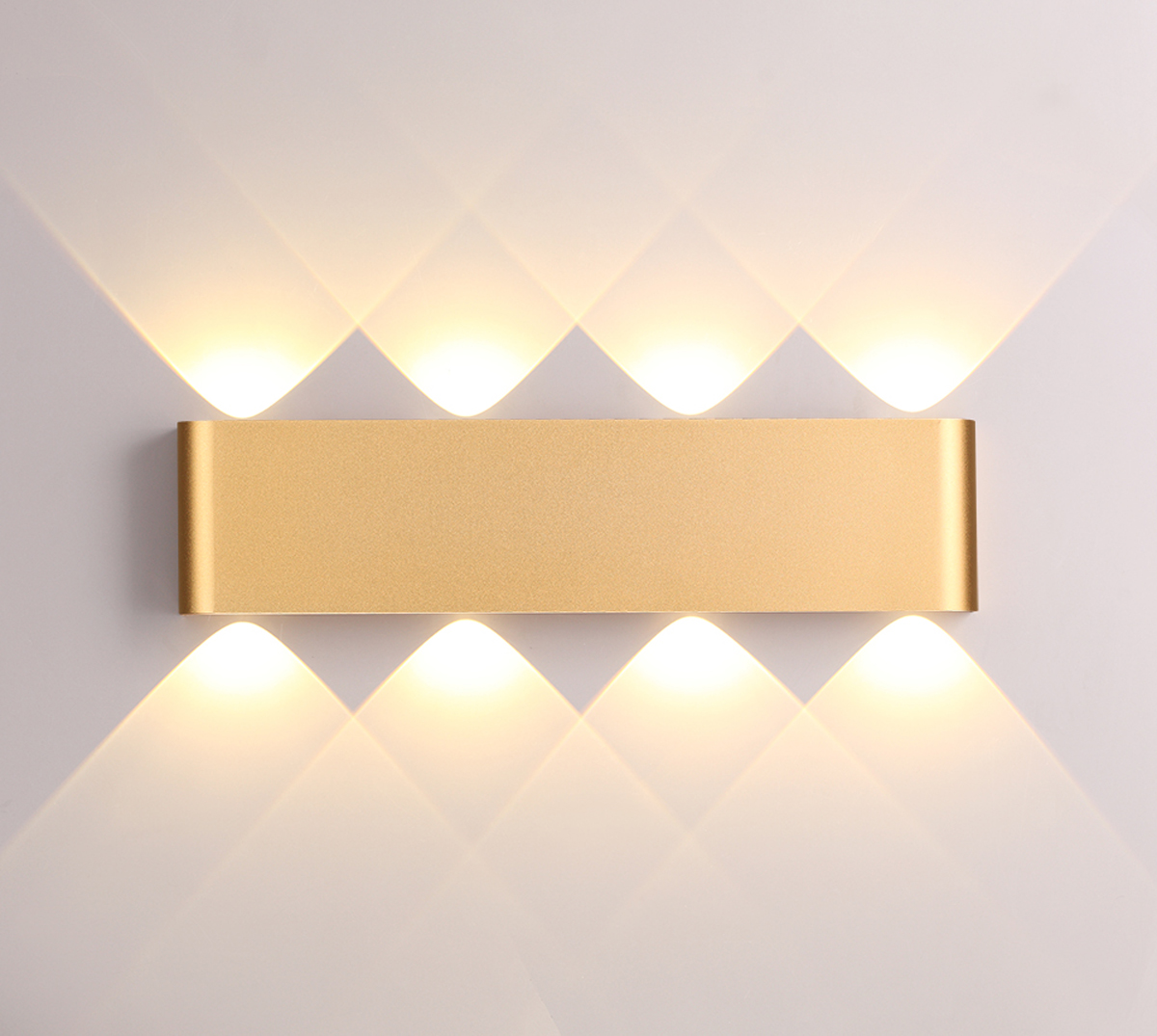 Настенный светодиодный светильник Odeon Light Hightech Magnum 3893/8WL фото